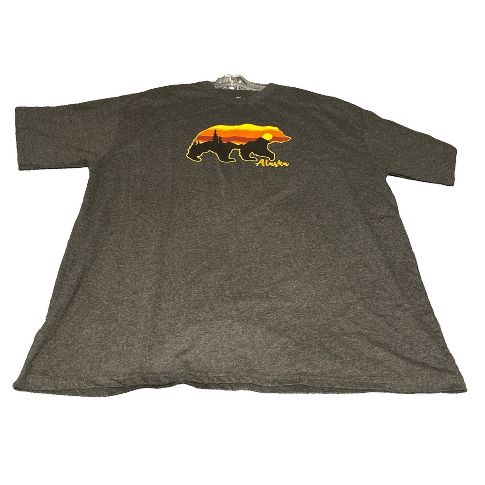 Alaska Bear and Sunset Graphic Design Men's 2XL T-Shirt Graphite Gray